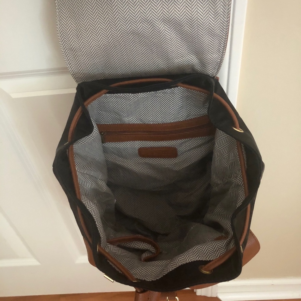 Steve Madden Drawstring backpack - Picture 3 of 4